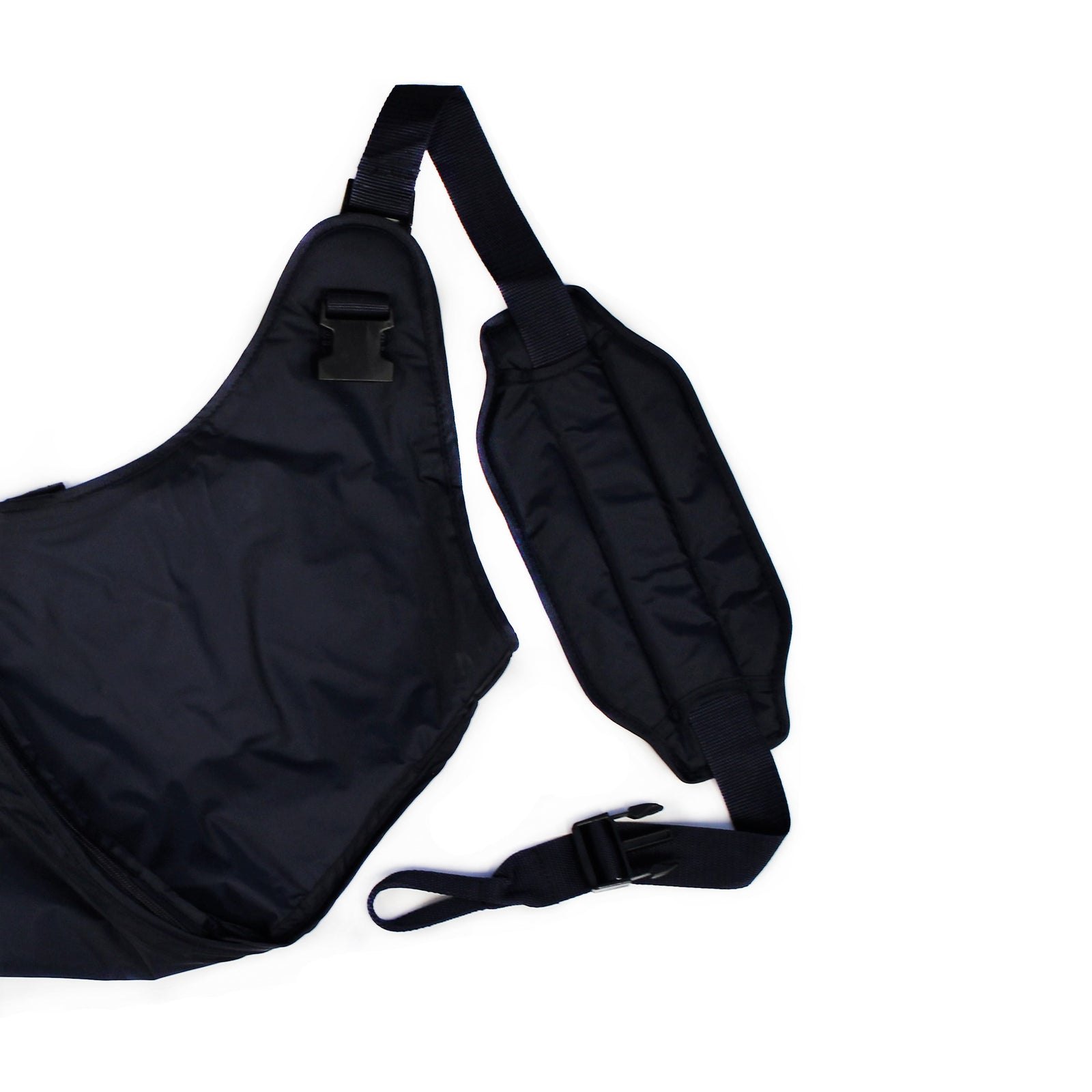 AIR RELAX AR-3.0 & AR-2.0 ARM SLEEVE — Close-up of buckle on the shoulder strap of arm sleeve